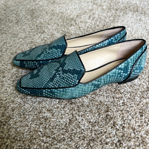 Vince Camuto Kallassa Leather Loafer - Picture 6 of 8